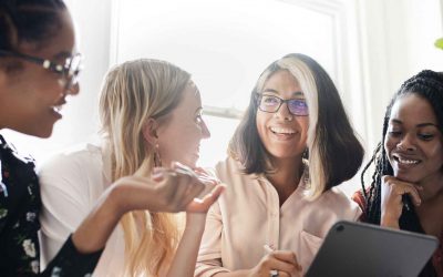 对女性的影响在工作:3关键见解对女性领导力